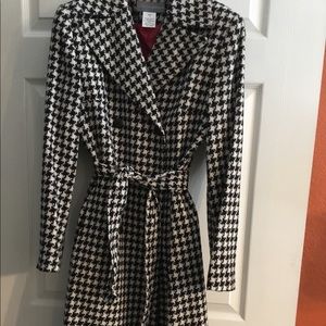 Clifford & Wills herringbone trench coat